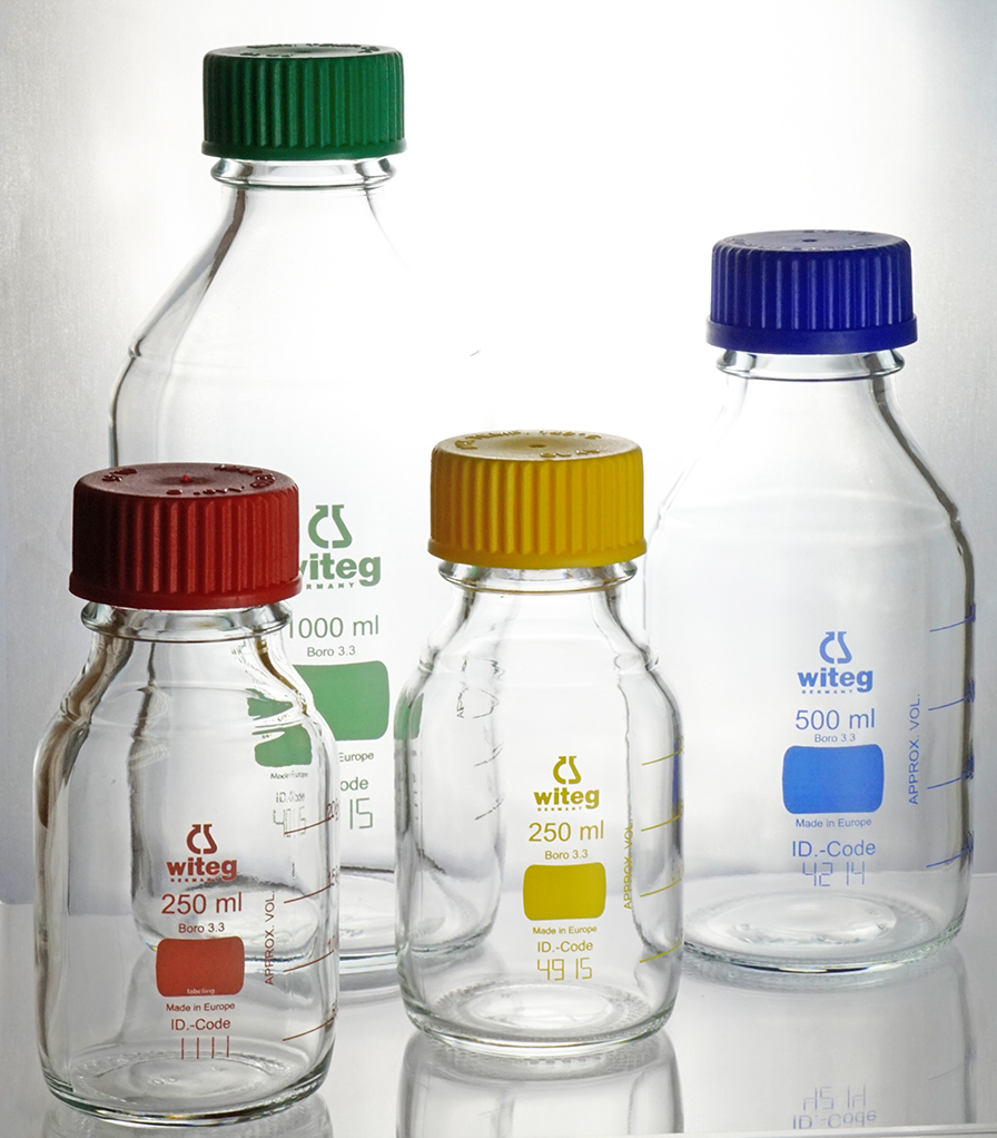 Laborflaschen 250 ml, GL 45, Borosilikatglas 3.3,  blau graduiert (Color-Code), entspricht ISO 4796,   Schraubkappe und Ausgießring aus PP    