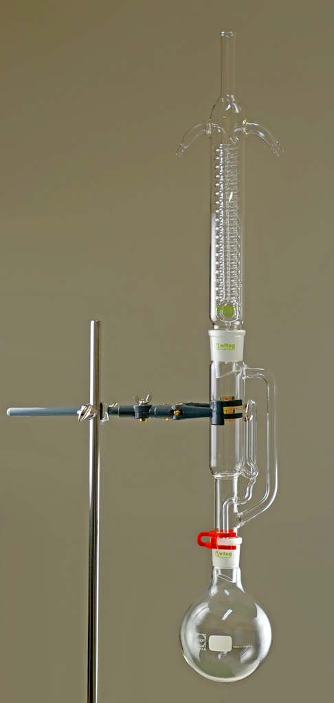Soxhlet-Extraktionsapparat,  Borosilikat, komplett, bestehend aus:  Extraktionsaufsatz Hülse NS 34/35,  Kern NS 29/32, 70 ml,  Dimrothkühler Länge 250 mm, Kern NS 34/35,  Rundkolben 100 ml NS 29/32