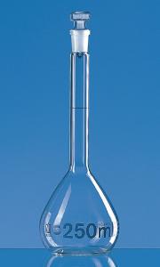 [37256] Volumetric flask, class A, blue graduation, BLAUBRAND® - borosilicate glass 3.3, wide neck with standard ground joint and glass stopper. Certifications: DIN EN ISO 1042, capacity: 5 ml, NS: 10/19, tolerance: 0.04 ± ml, PU 2